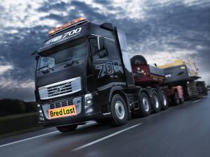 2009 Volvo FH16 700 8x4